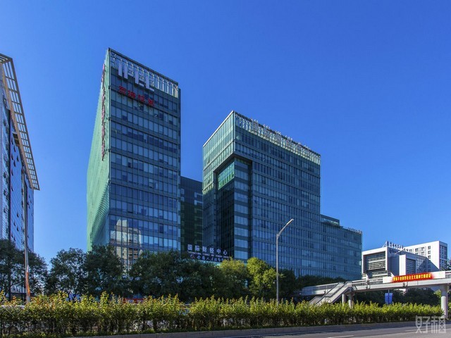 上海滑梯式擦窗机生产厂家